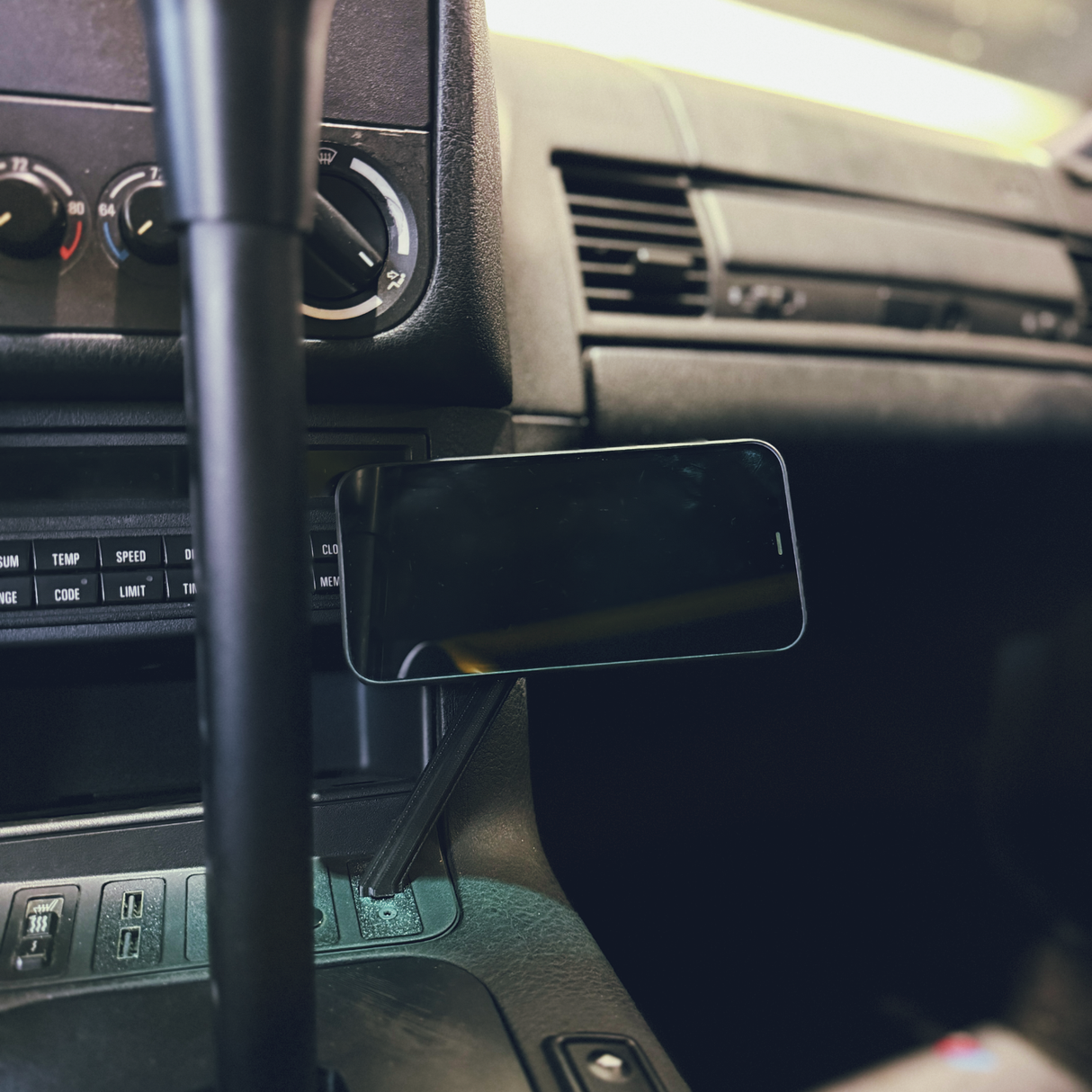 BMW E36 Magnetic Phone Mount