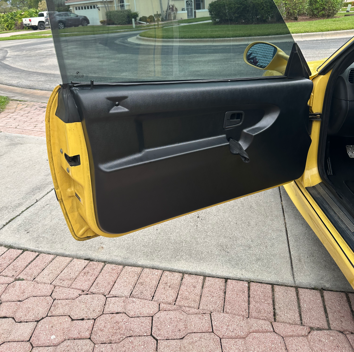 BMW E36 Coupe Door Card Panel Replacement