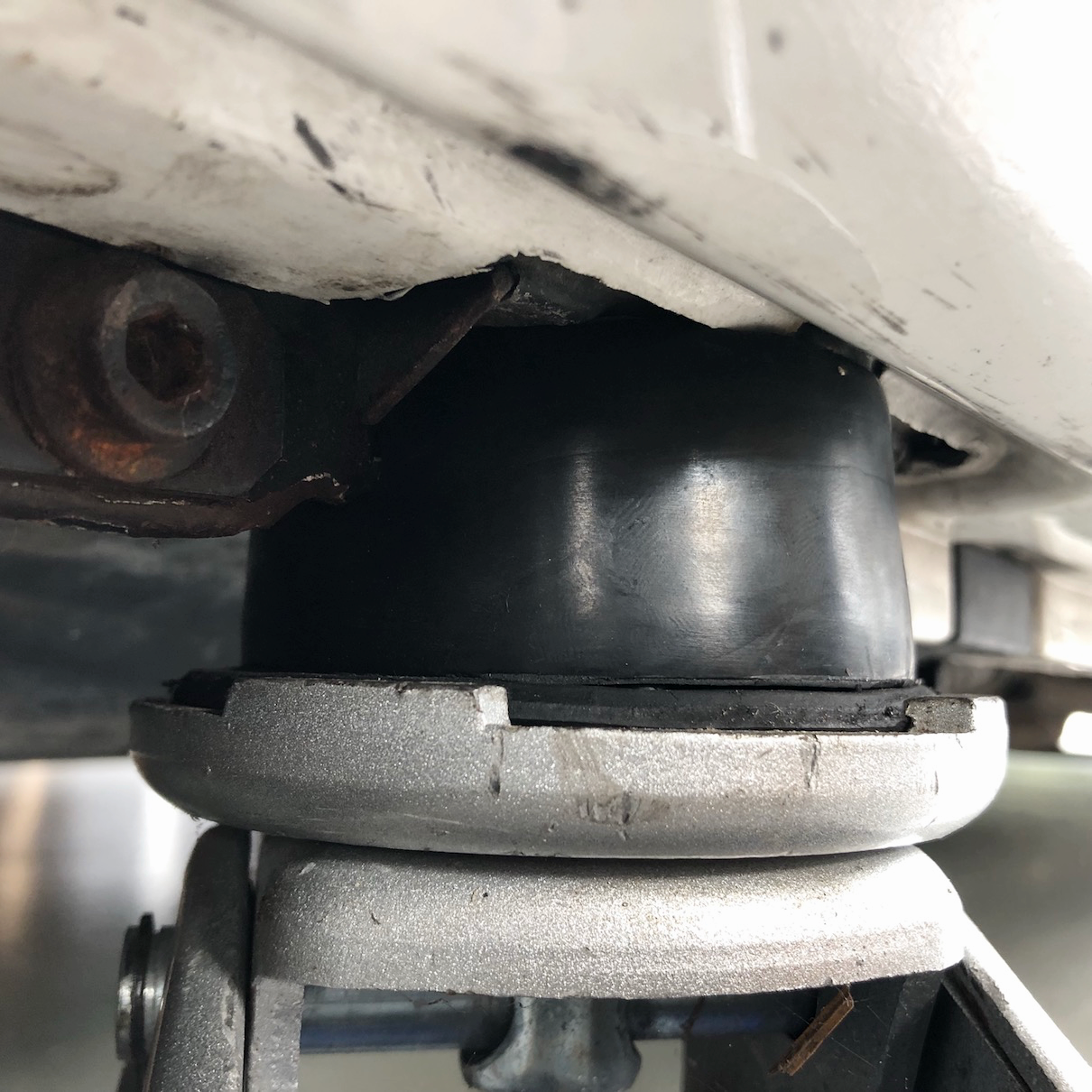 E30 Jack Pad