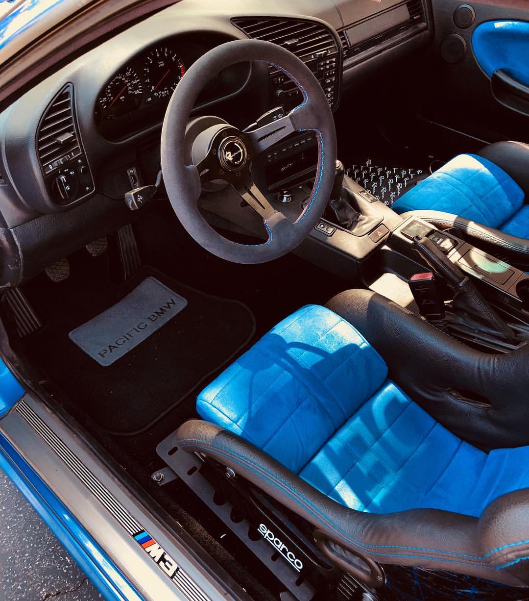 Renown Chicane Motorsport Steering Wheel