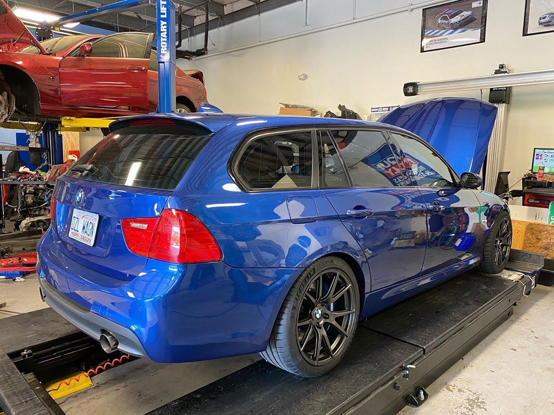 Bimmerworld E9X Ta5R 18X9 Wheel Set
