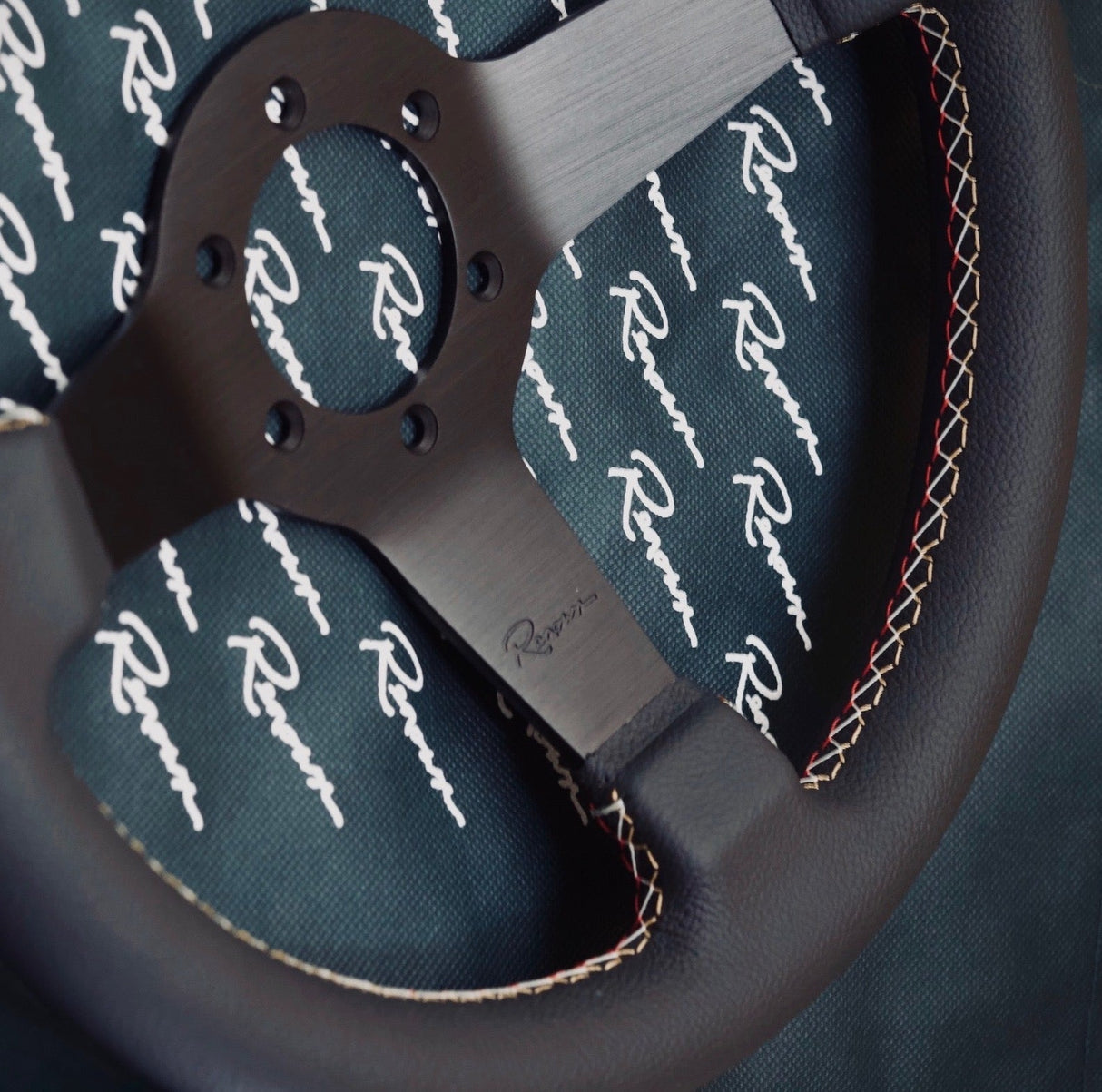 Renown Time Trial JDM Cafe LIMITED Steering Wheel