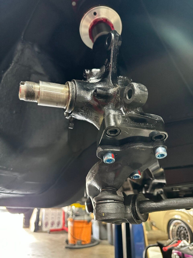 CAtuned Suspension Conversion adapter kit (E34 Spindle + bump steer correction) Compatible with E9