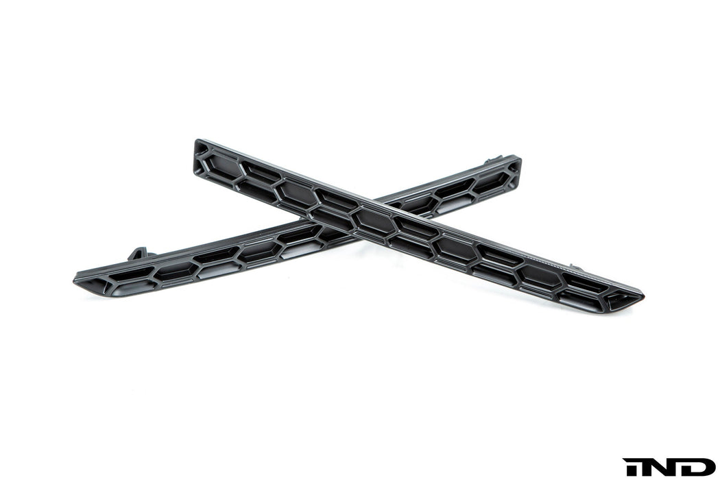 Acexxon F8X M3 / M4 Rear Reflector Insert Set - Honeycomb