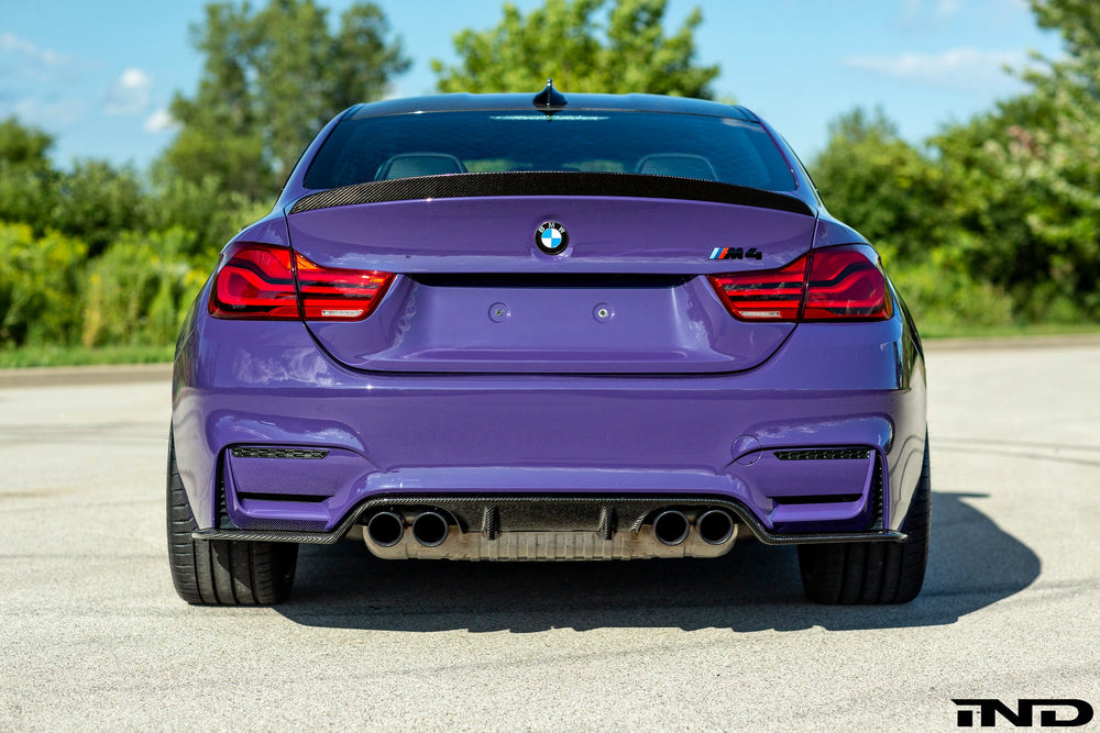 Acexxon F8X M3 / M4 Rear Reflector Insert Set - Honeycomb