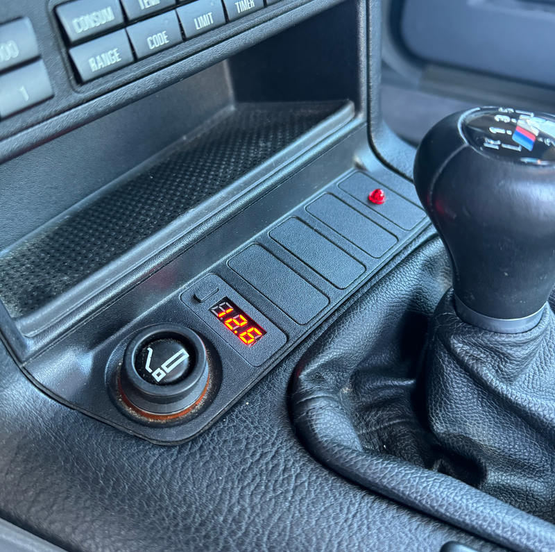 Basic E36 Volt Meter Module