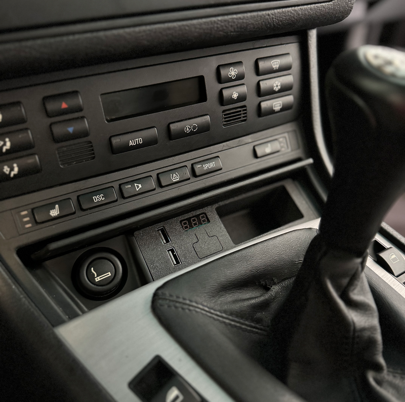 E46 Dual USB Ashtray Kit