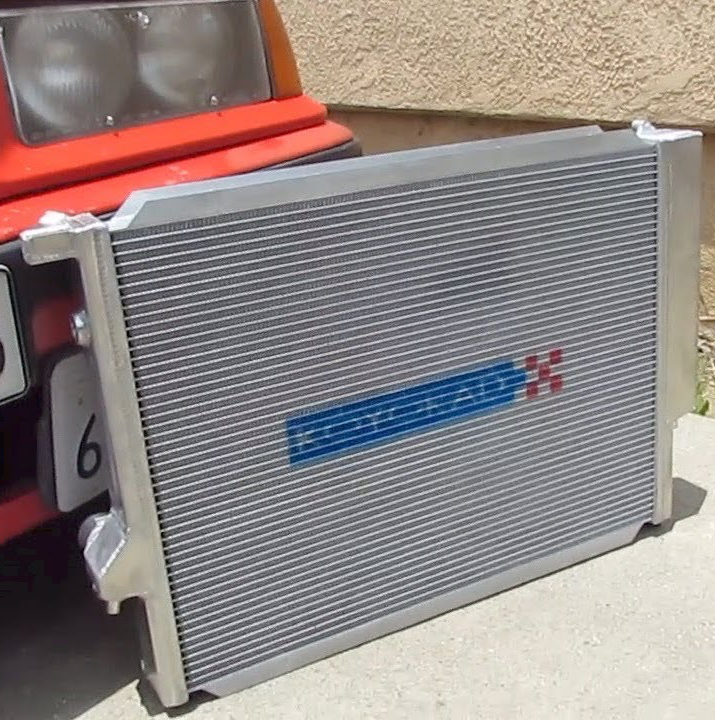 Koyorad E30 6 Cylinder Aluminum Radiator