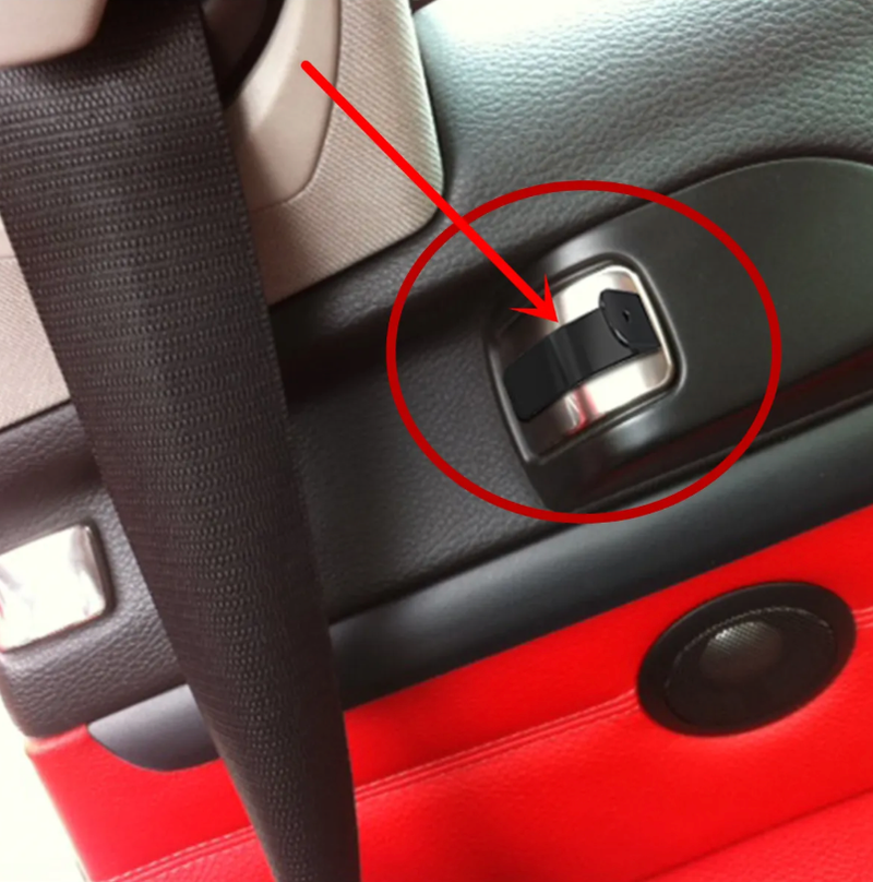 Race German E92 Seat Belt Extender Grabber