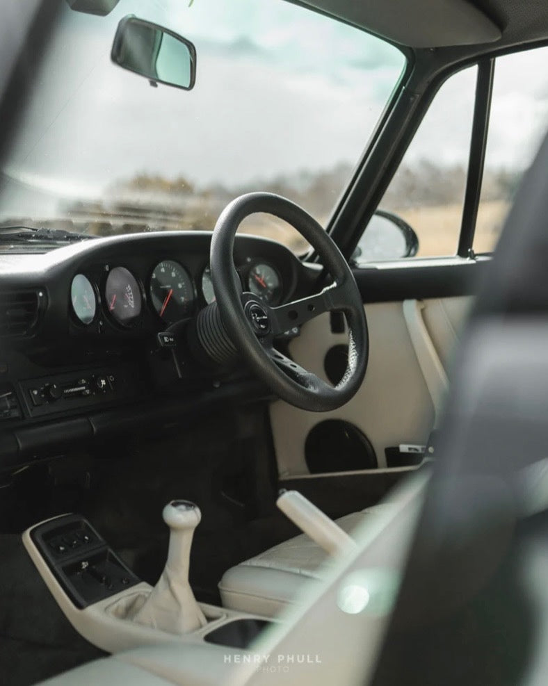 Renown 100 Dark Steering Wheel