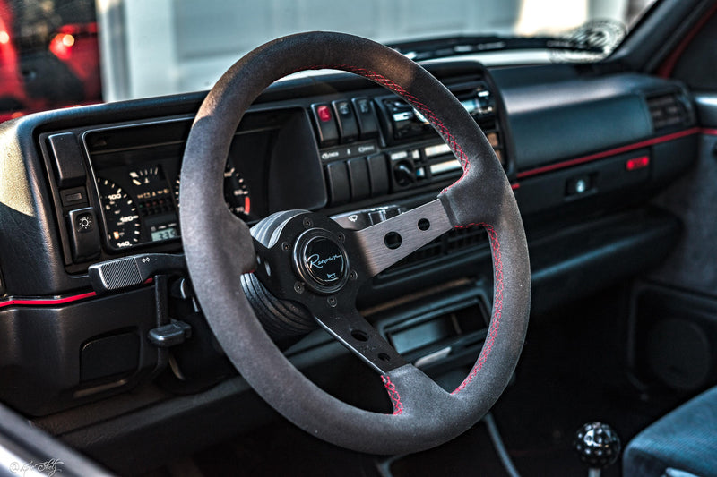 Renown 100 Rosso Steering Wheel