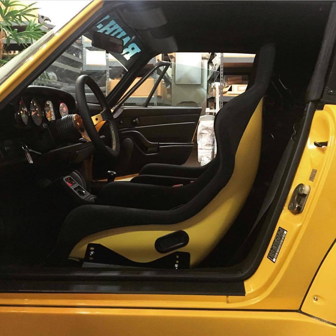 Renown 100 Gold Steering Wheel