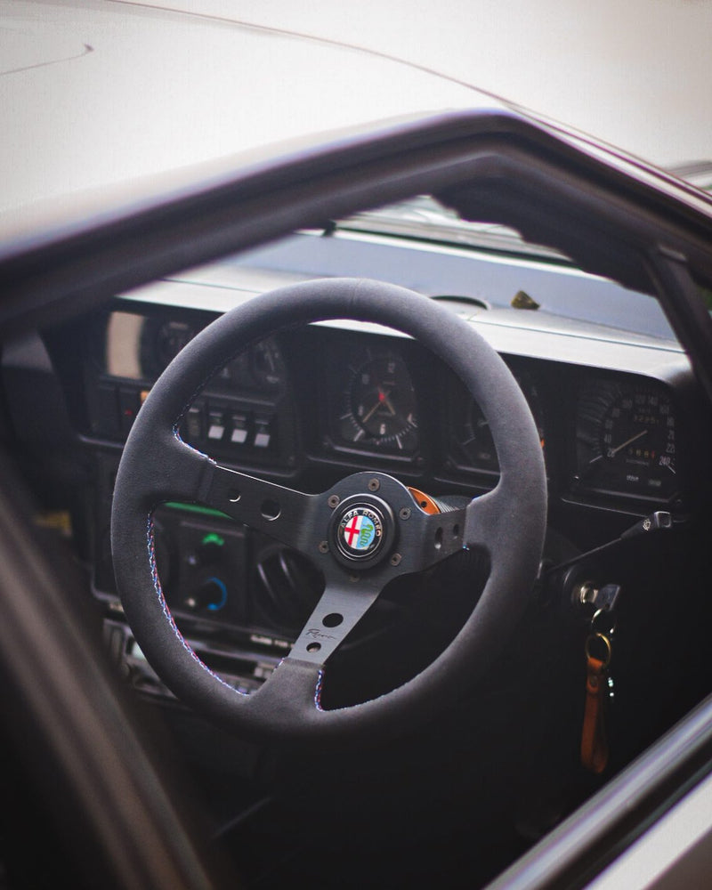 Renown 100 Motorsport Steering Wheel