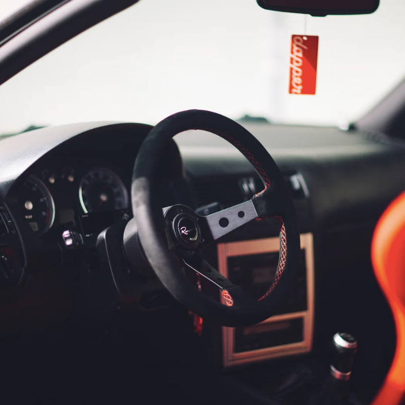 Renown 100 Rosso Steering Wheel