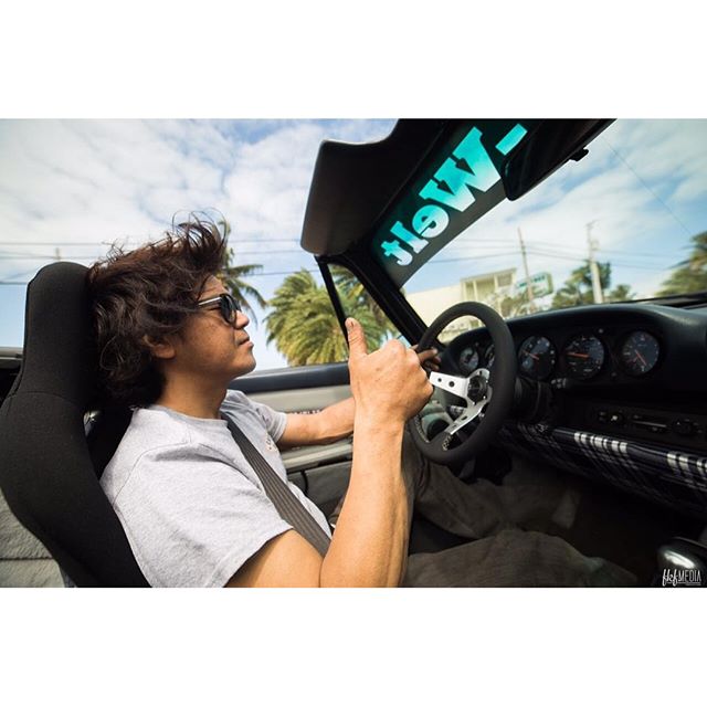 Renown 100 Silver Steering Wheel
