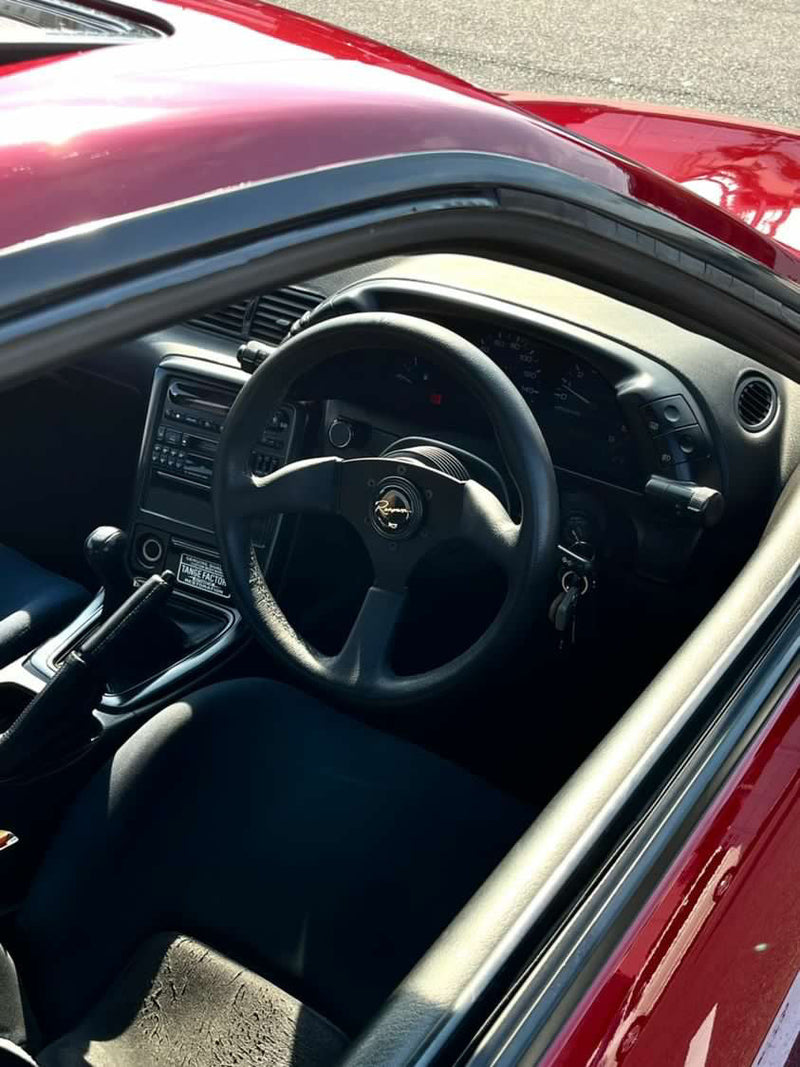 Renown 130R Dark Steering Wheel