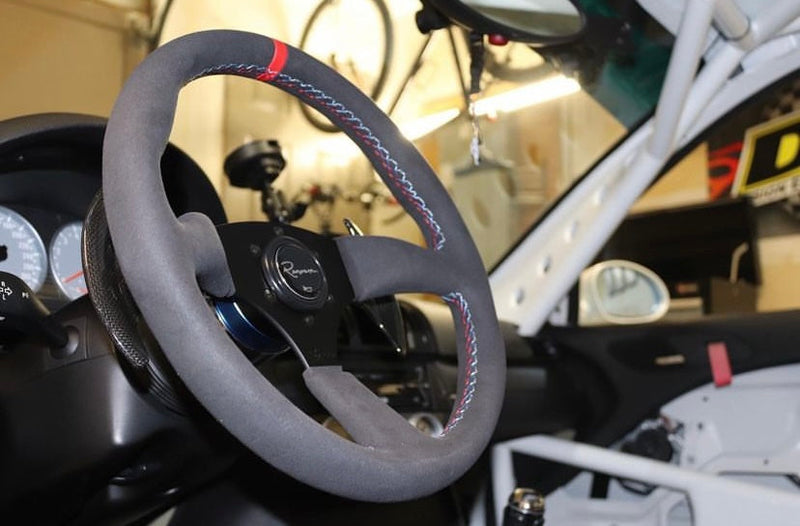 Renown 130R Motorsport Competition Steering Wheel