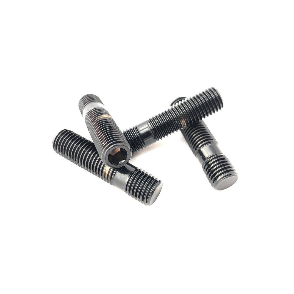 HD E30 Differential Stud Kit