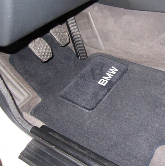 Genuine BMW E30 Floor Mat Replacement (Black)