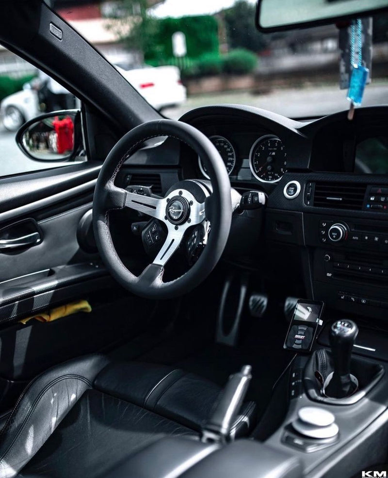 Renown Chicane Silver Motorsport Steering Wheel