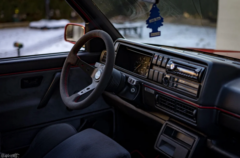 Renown 100 Rosso Steering Wheel