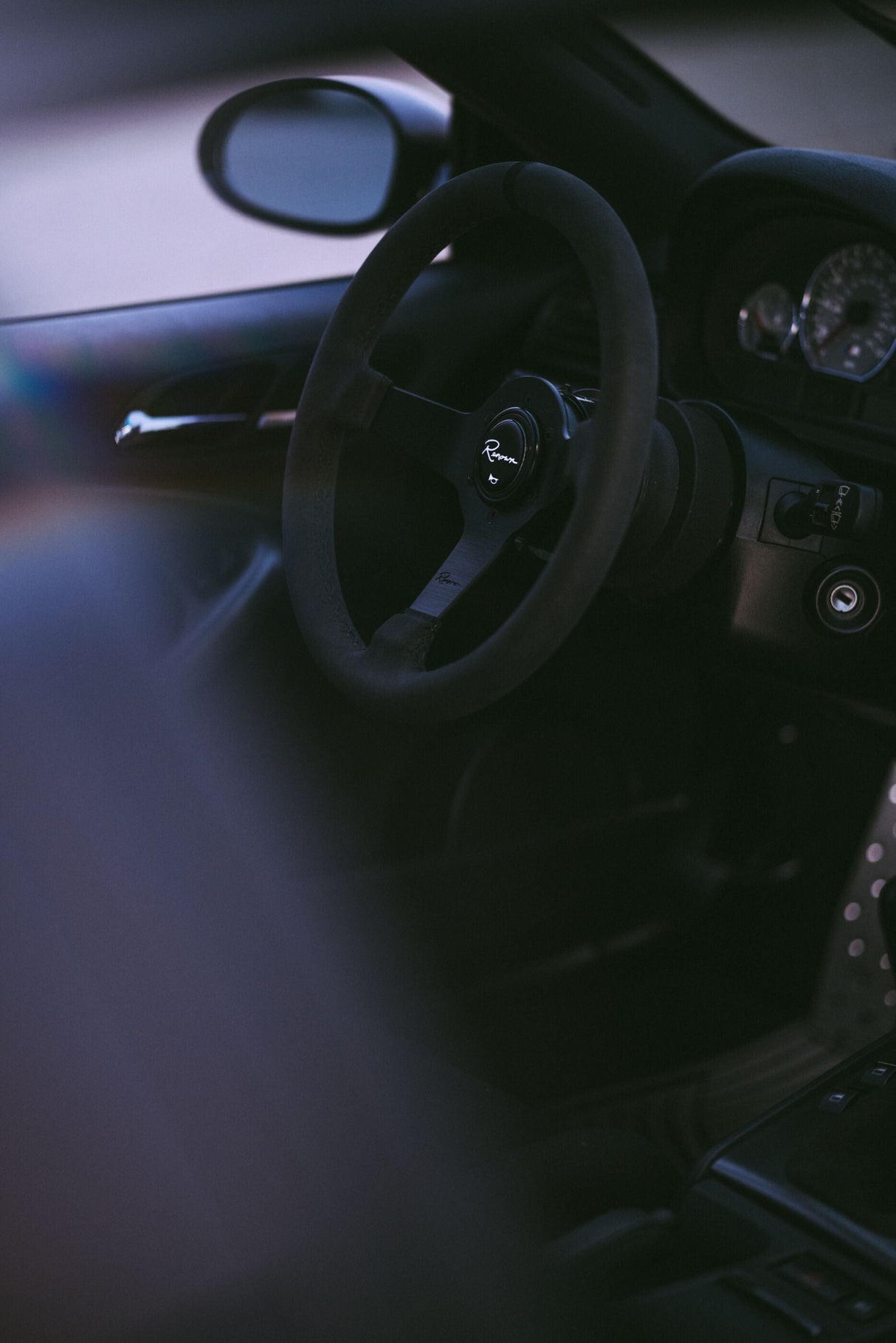 Renown Time Trial Dark Steering Wheel