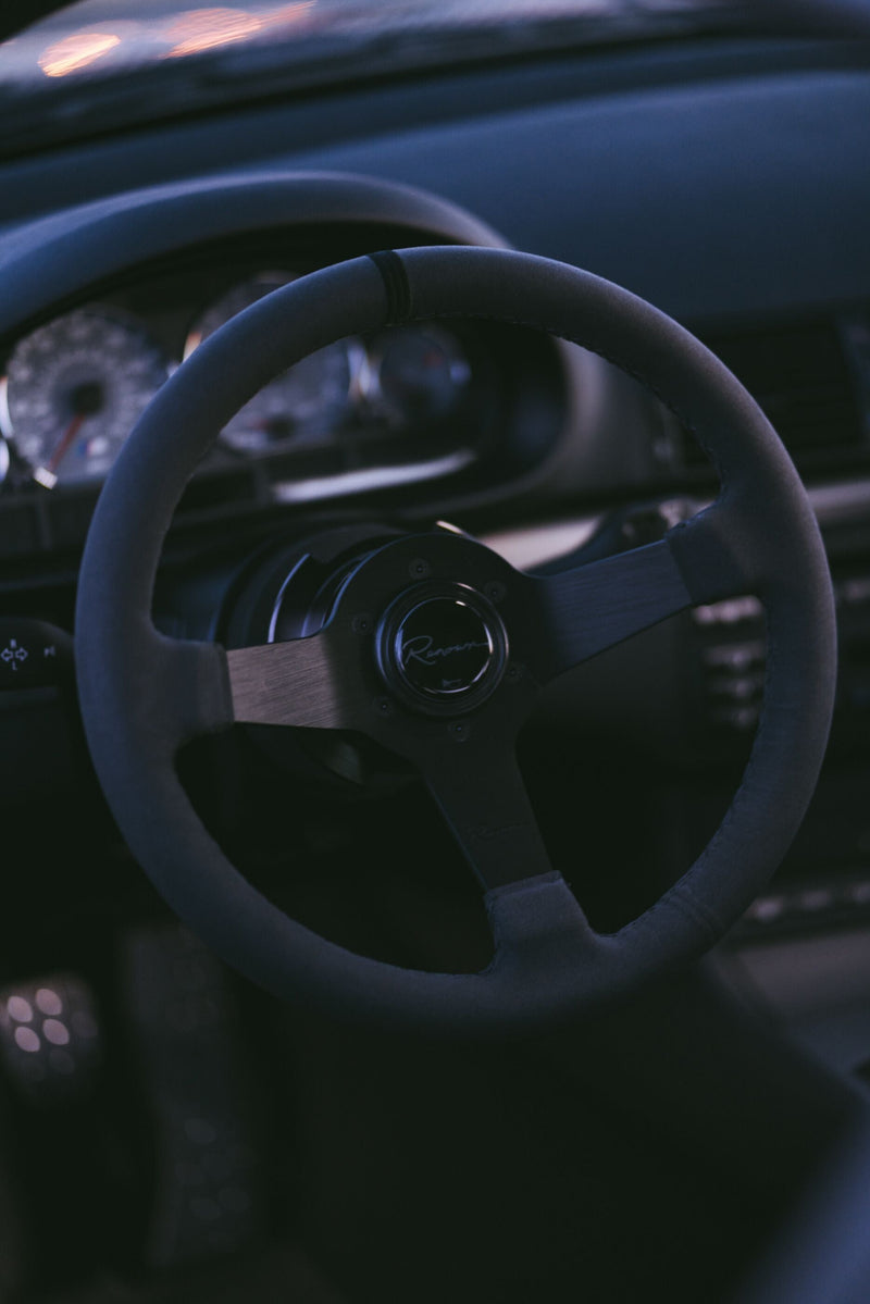 Renown Time Trial Dark Steering Wheel