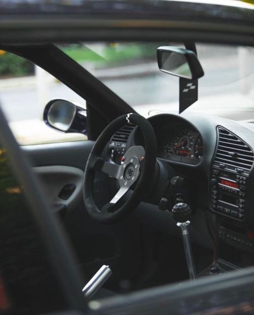 Renown Time Trial Finale White Steering Wheel