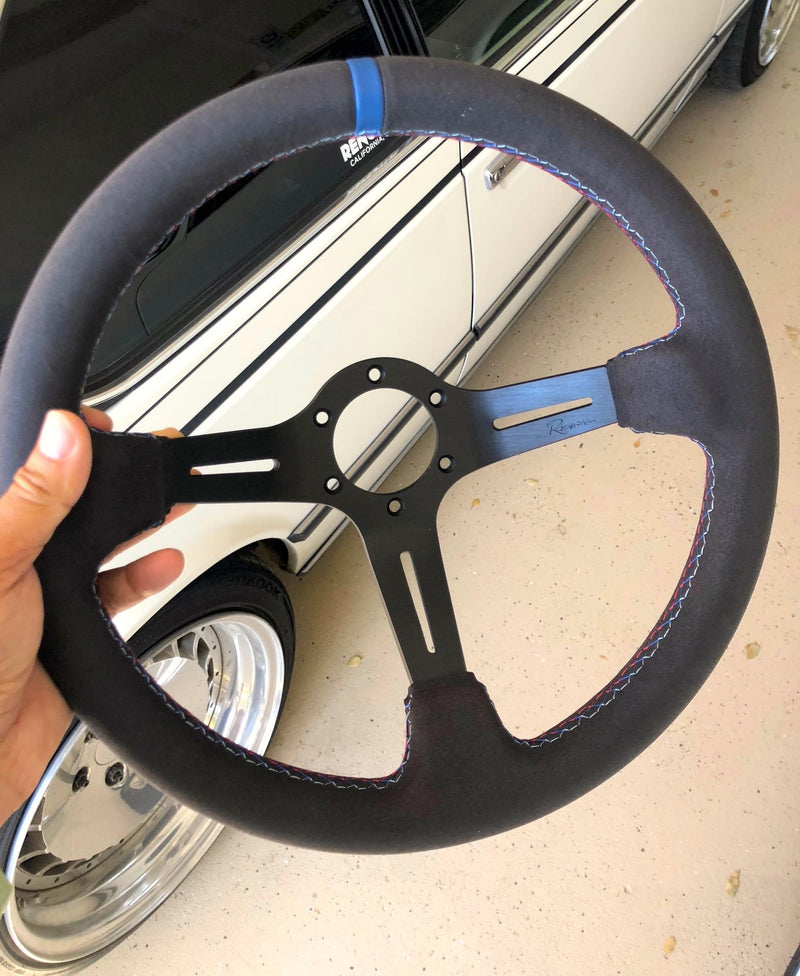 Renown Chicane Motorsport Competition Steering Wheel