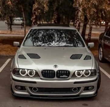 E39 GT Style Hood Vents