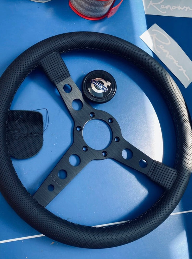 Renown Monaco Dark Steering Wheel